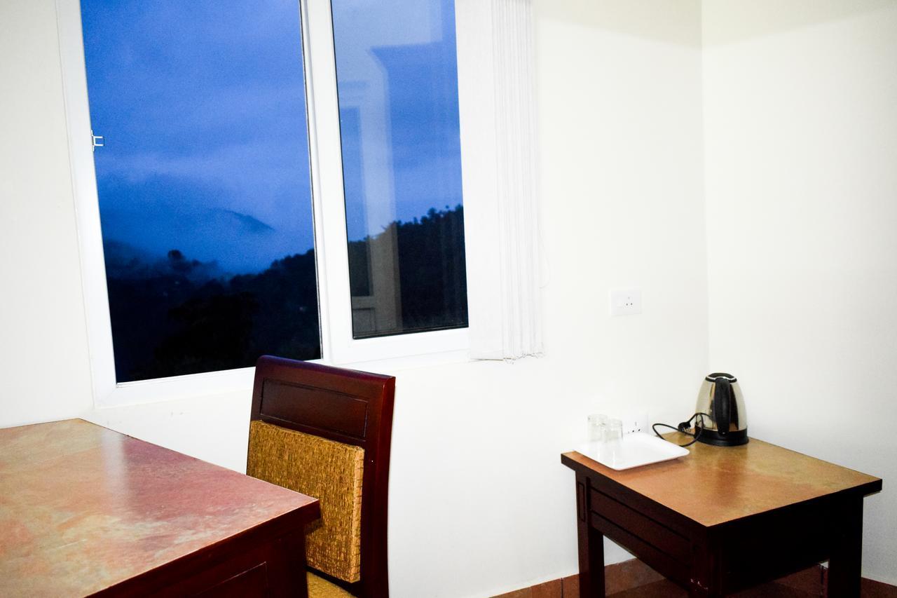 Misty Hill Hotel Pīrmed Екстериор снимка